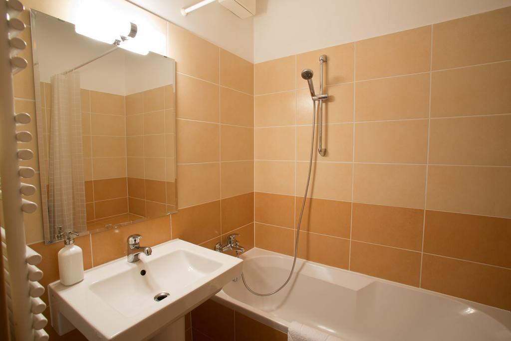 Vivaldi Apartments Budapest Room photo